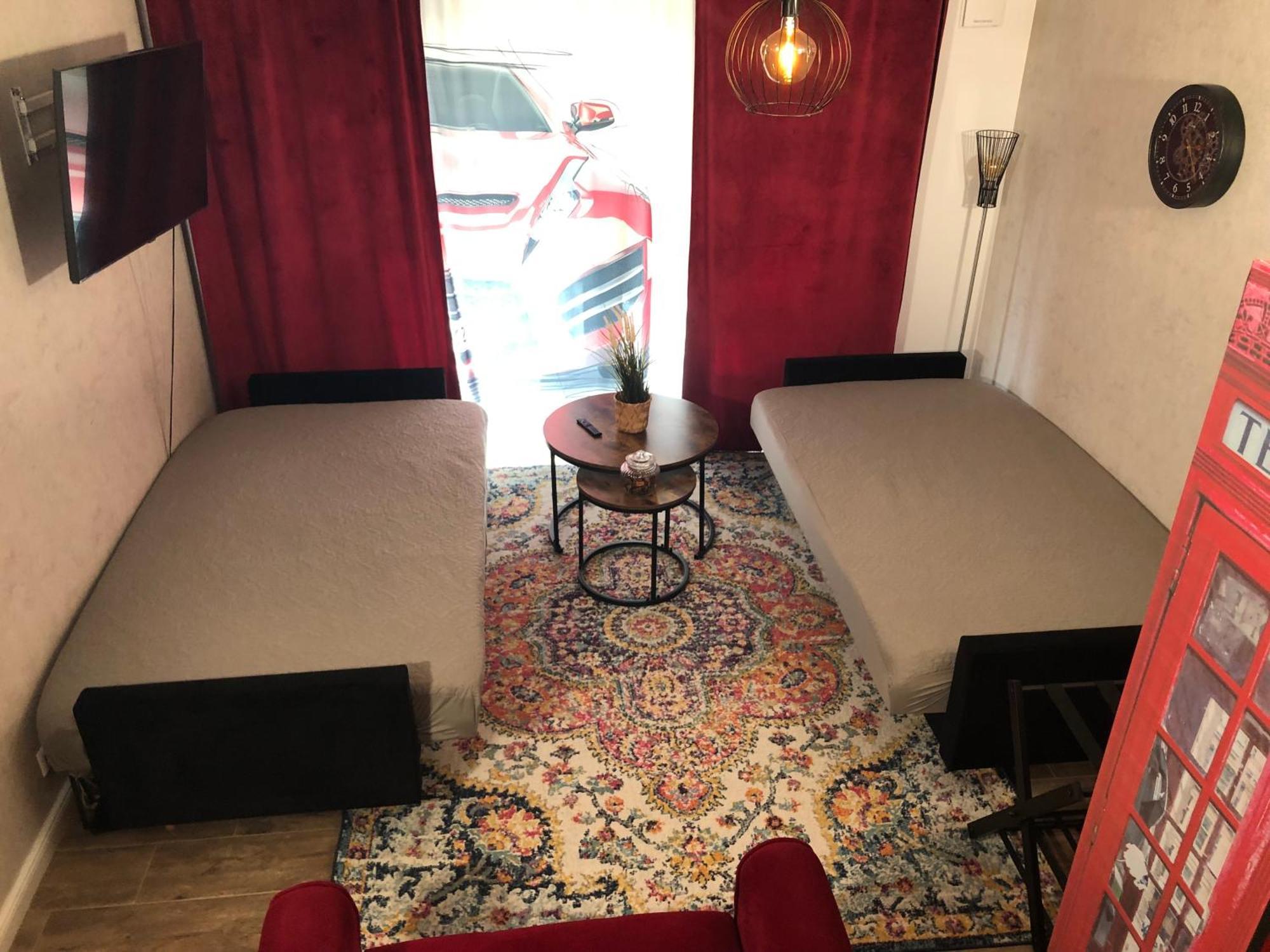 Stylisches Maybach Appartement Mit Terrasse Fuer 5 Personen, 5 Betten, Grosse Kochinsel, Homeoffice Mit 250Mbit Wlan Aidlingen Exterior foto